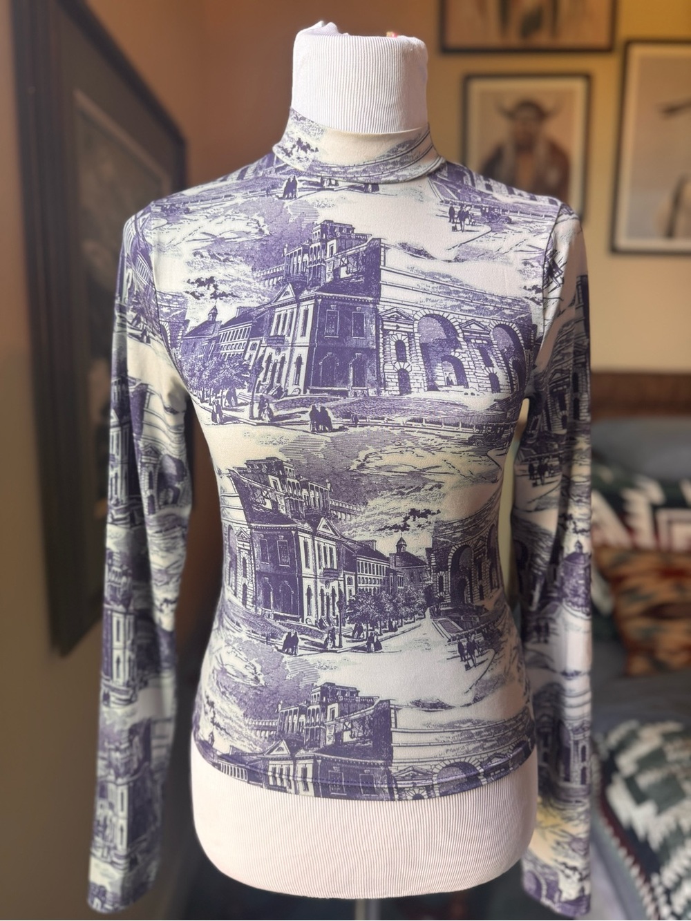 Urban Outfitters Blue & White English Tight Turtle Neck Long Sleeve (size M)
